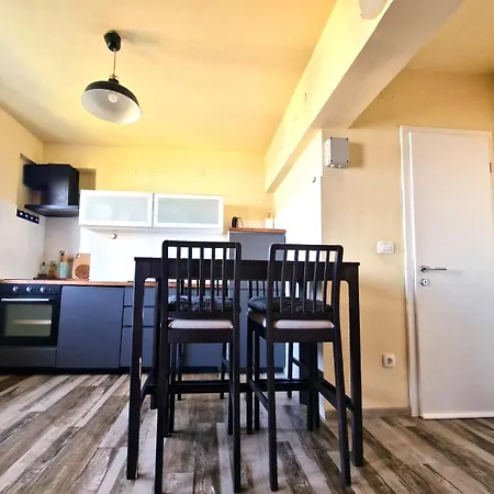 公寓 Near With Sea View 奥帕提亚