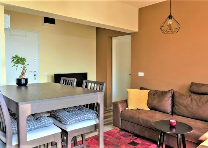 Near With Sea View Апартаменты *